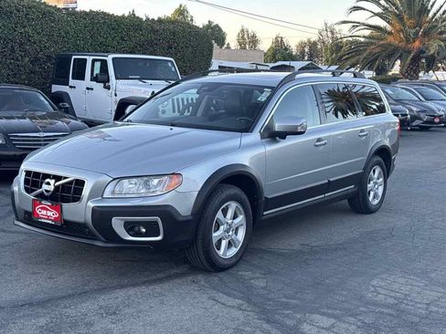 Used 2013 Volvo XC70 3.2 image 3
