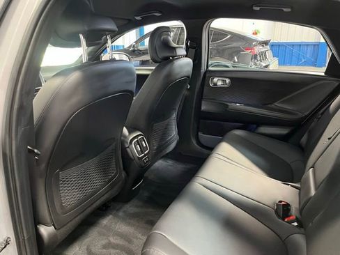 Used 2025 Hyundai Ioniq 6 SEL RWD image 17