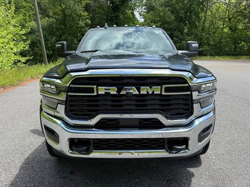 New 2026 RAM 4500 Tradesman w/ Chrome Appearance Group AWD/4WD image 4
