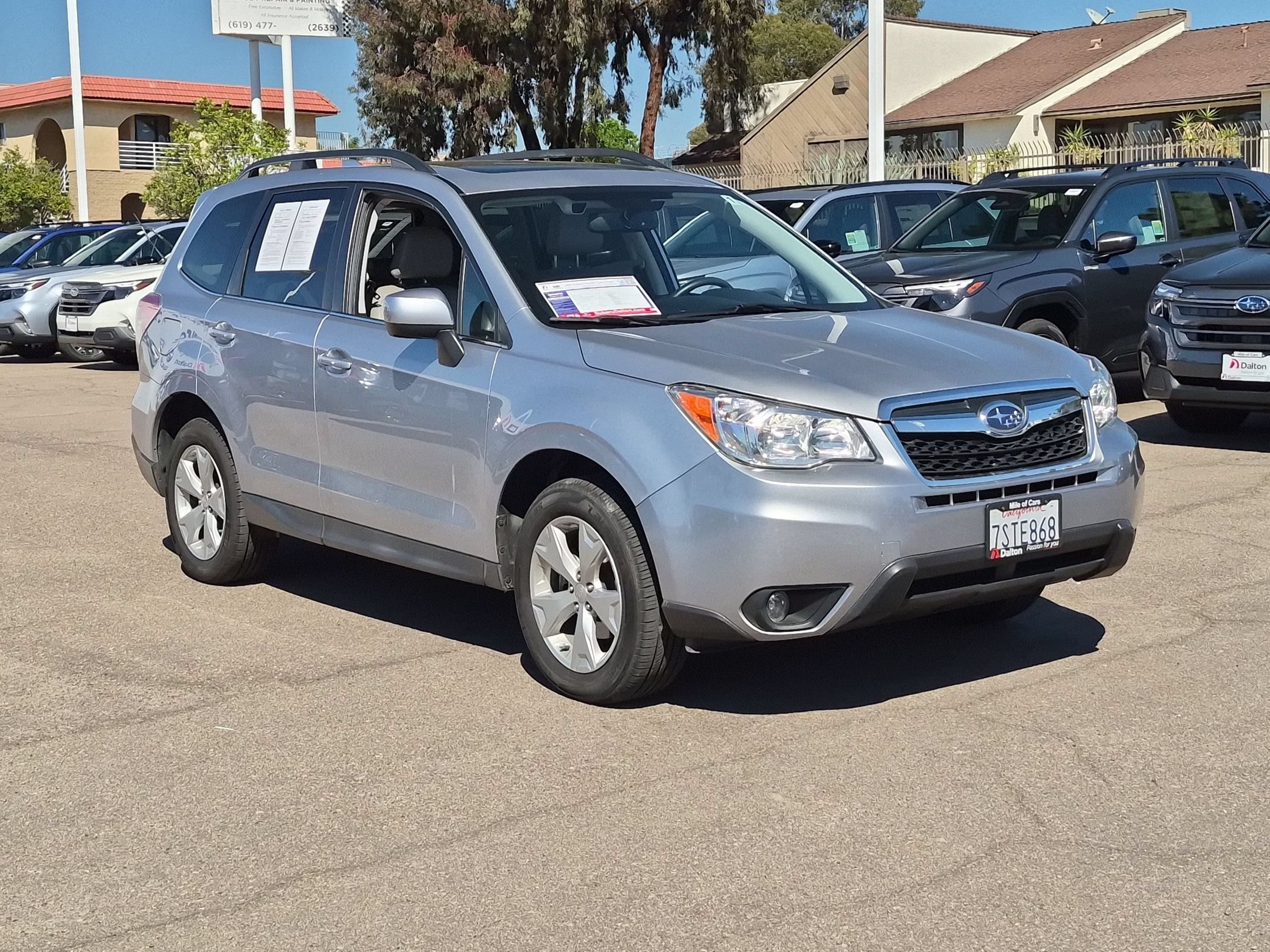 Used 2016 Subaru Forester 2.5i Limited AWD/4WD image 2
