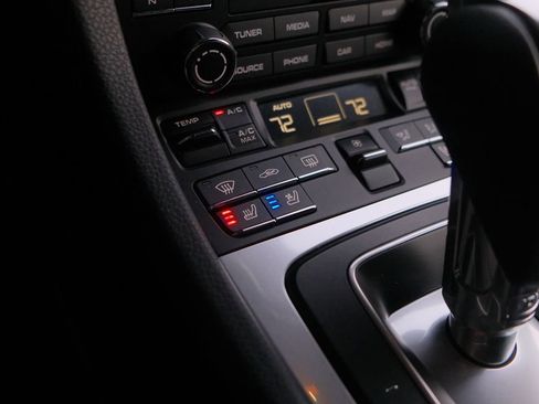 Used 2024 Porsche 718 Cayman image 27