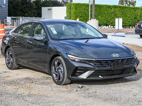 New 2026 Hyundai Elantra Limited image 6