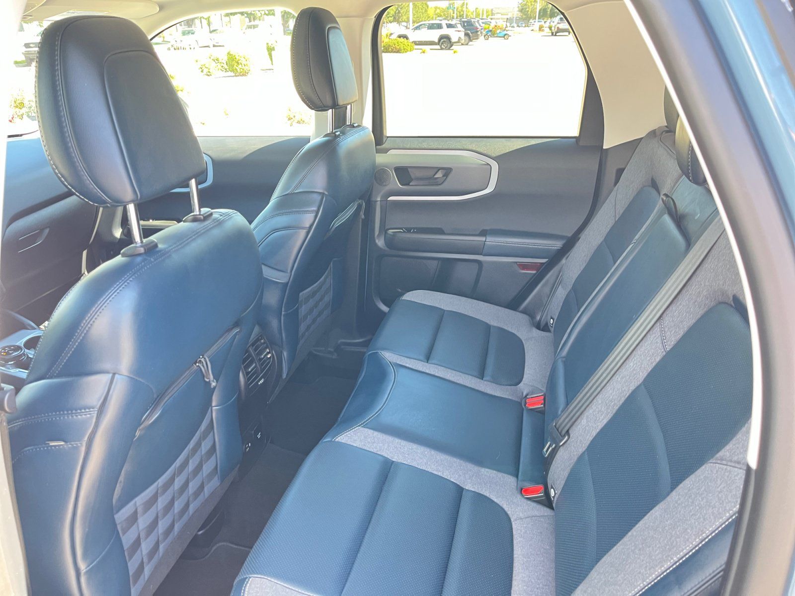 Used 2021 Ford Bronco Sport Outer Banks w/ Outer Banks Package AWD/4WD image 17