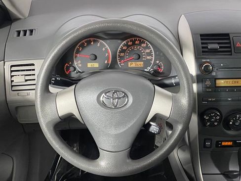 Used 2010 Toyota Corolla LE image 14
