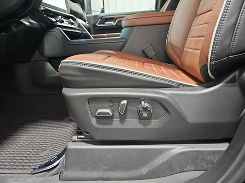 New 2025 GMC Sierra 2500 Denali Ultimate image 30