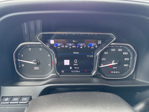 Used 2022 GMC Sierra 3500 AT4 w/ AT4 Premium Plus Package AWD/4WD image 13