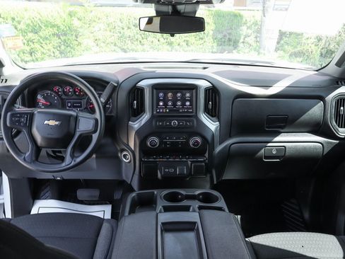 Used 2024 Chevrolet Silverado 1500 Custom image 25