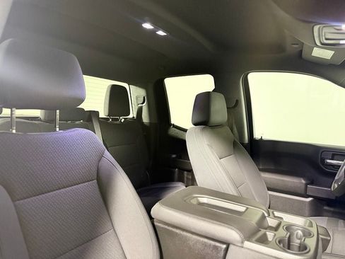 Used 2020 Chevrolet Silverado 1500 Custom w/ Custom Value Package AWD/4WD image 25