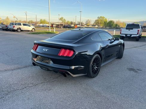 Used 2017 Ford Mustang GT Premium w/ GT Performance Package image 5