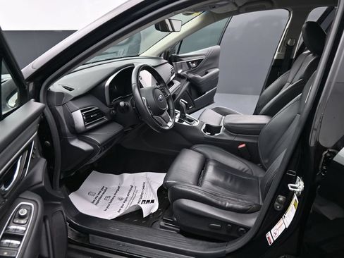Used 2020 Subaru Outback Limited AWD/4WD image 17