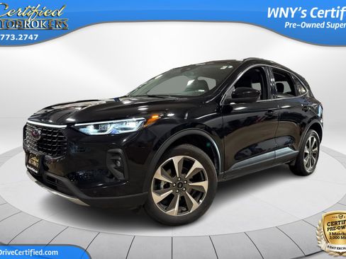 Used 2024 Ford Escape Platinum image 1