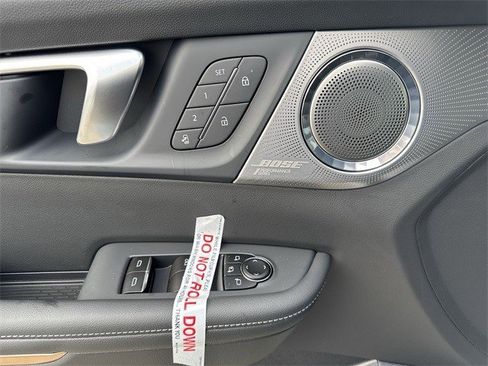 New 2026 Buick Enclave Avenir w/ Super Cruise Package image 13