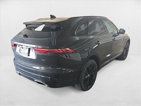New 2026 Jaguar F-PACE R-Dynamic S image 5