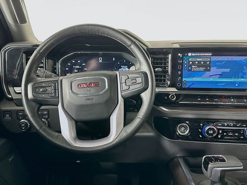 Used 2023 GMC Sierra 1500 SLT image 17