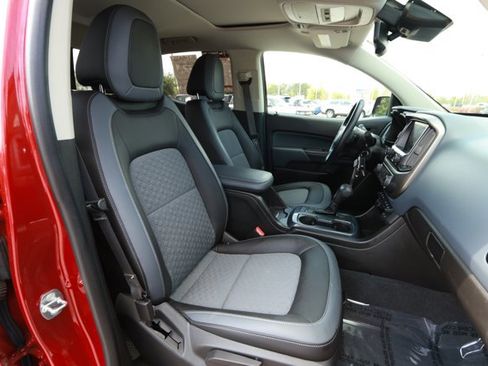 Used 2021 Chevrolet Colorado Z71 w/ Safety Package image 30