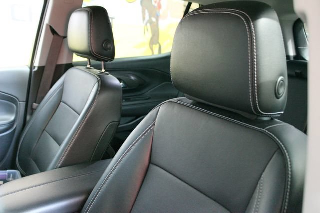 Used 2023 GMC Terrain SLT w/ Infotainment Package II AWD/4WD image 21