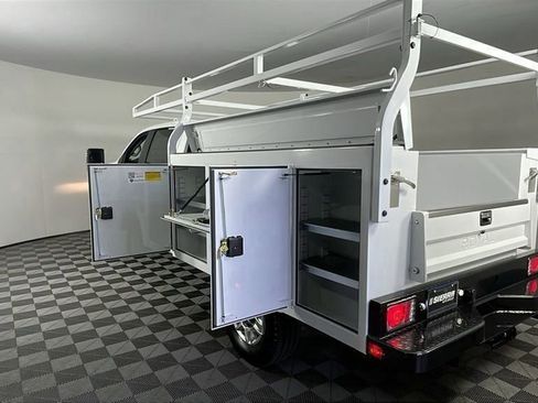 New 2025 Chevrolet Silverado 2500 LT w/ Convenience Package image 6