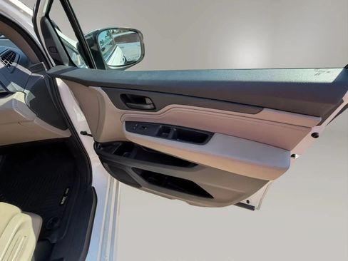 Used 2019 Honda Odyssey Touring image 15