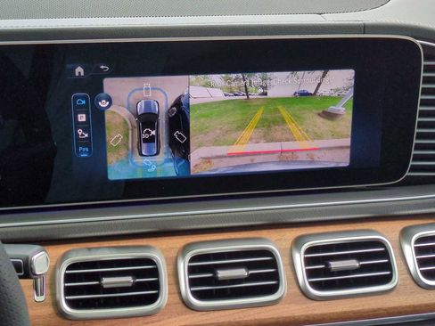 New 2025 Mercedes-Benz GLS 450 4MATIC image 32