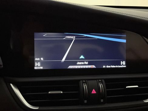 Used 2019 Alfa Romeo Giulia Ti image 31