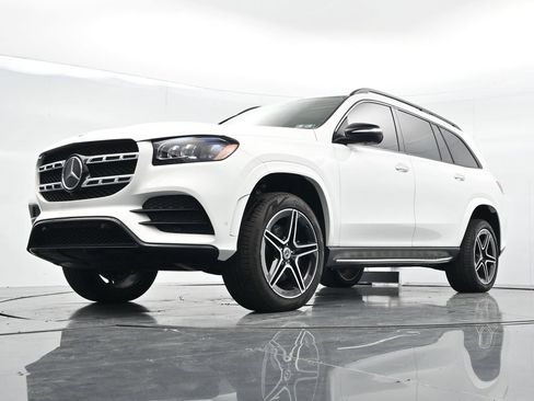 Used 2022 Mercedes-Benz GLS 450 4MATIC image 25
