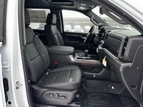 New 2026 GMC Sierra 1500 SLT w/ SLT Premium Package image 12