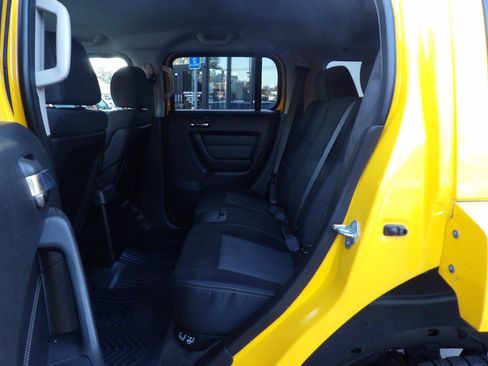 Used 2007 HUMMER H3 AWD/4WD image 8