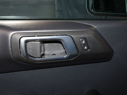 Used 2025 Ford Bronco Outer Banks image 6