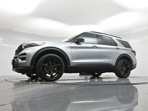 Certified 2023 Ford Explorer ST w/ Equipment Group 401A image 54