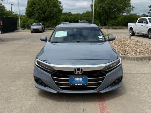 Used 2021 Honda Accord Touring image 8