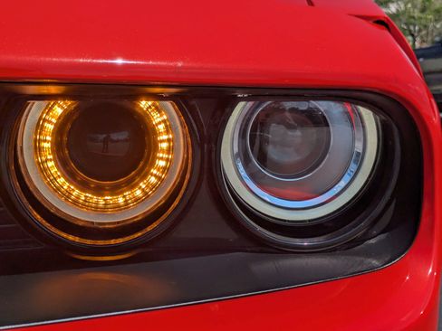 Used 2022 Dodge Challenger R/T RWD image 28
