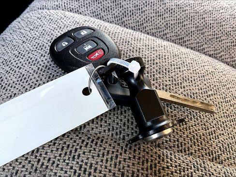 Used 2018 Chevrolet Express 2500 LT w/ LT Preferred Equipment Group image 10