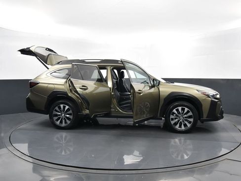 Used 2023 Subaru Outback Limited image 39