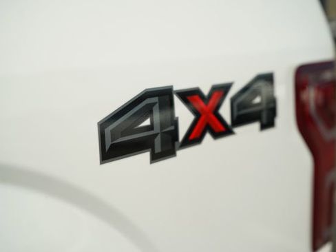 Used 2019 Ford F150 XLT image 38