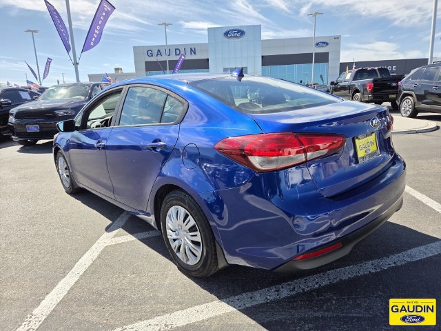 Used 2017 Kia Forte LX FWD image 5