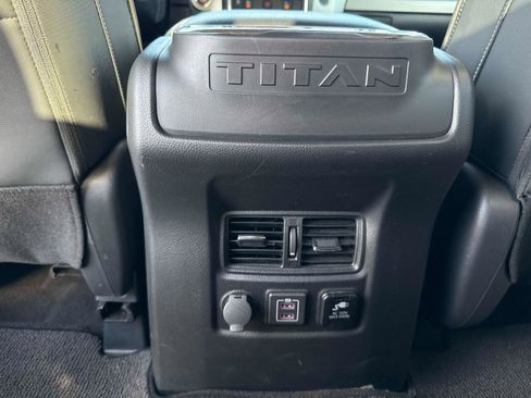 Used 2019 Nissan Titan PRO-4X image 16