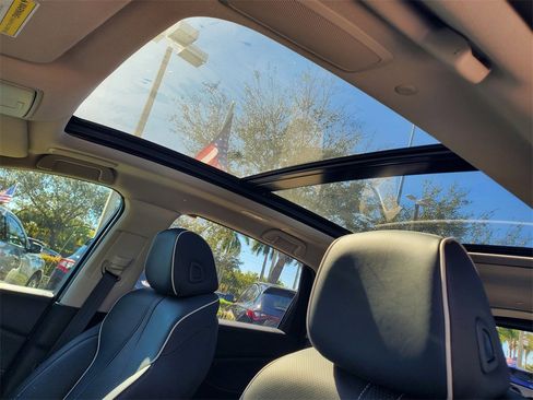 Used 2024 Acura RDX SH-AWD w/ Advance Package image 18