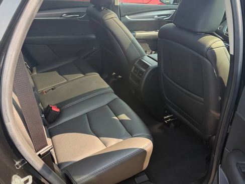 Used 2019 Cadillac XT5 Luxury FWD image 10