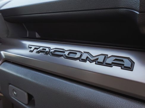 Used 2024 Toyota Tacoma SR5 image 45