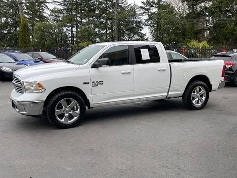 Used 2019 RAM 1500 Big Horn AWD/4WD image 3
