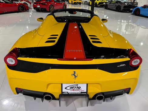 Used 2015 Ferrari 458 Speciale A image 14