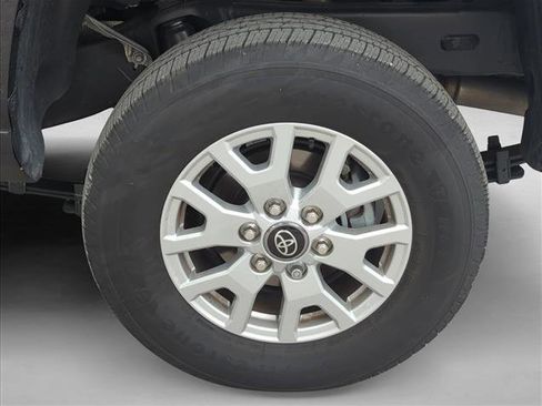Certified 2025 Toyota Tacoma SR AWD/4WD image 6