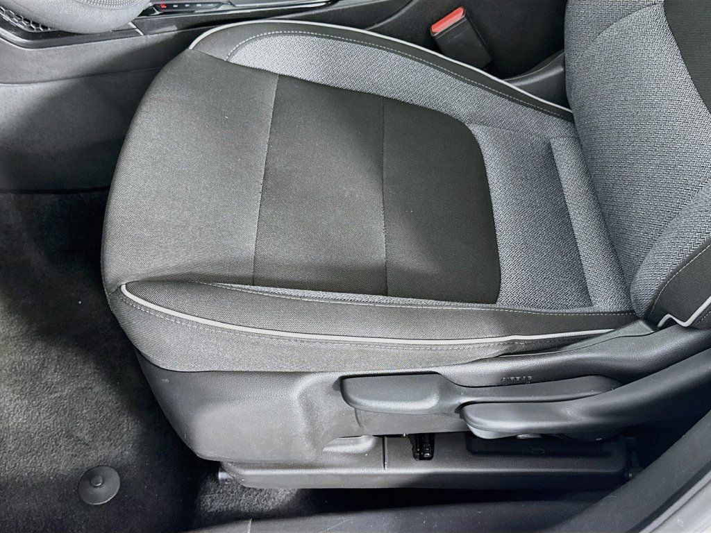 Used 2025 Chevrolet TrailBlazer LT FWD image 20