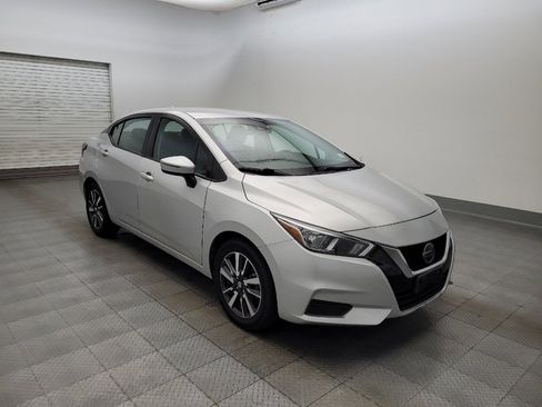 Used 2021 Nissan Versa SV image 13