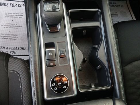 Used 2022 Nissan Pathfinder S image 21