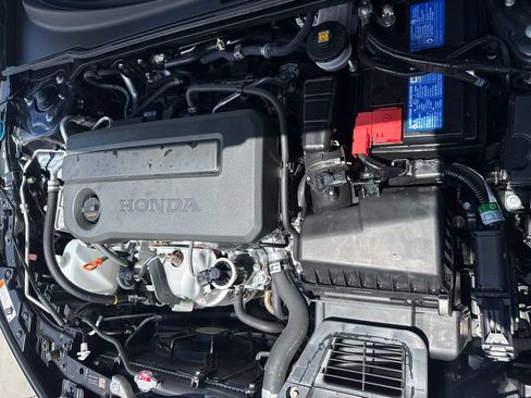 Used 2025 Honda Civic Sport image 36