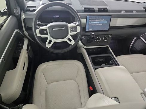 Used 2024 Land Rover Defender 130 S image 13