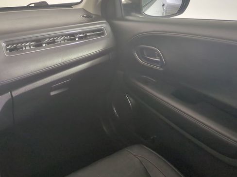 Used 2019 Honda HR-V EX-L image 19