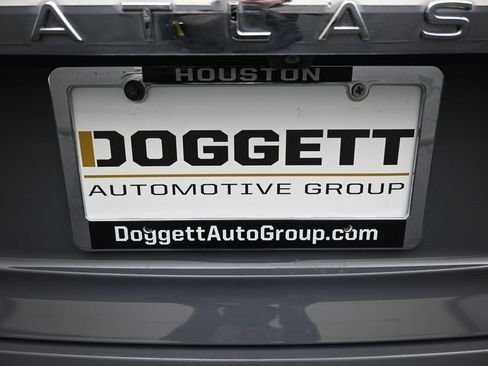 Used 2020 Volkswagen Atlas Cross Sport SEL image 23