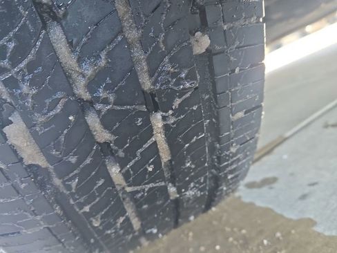 Used 2020 Ford Escape SEL image 29